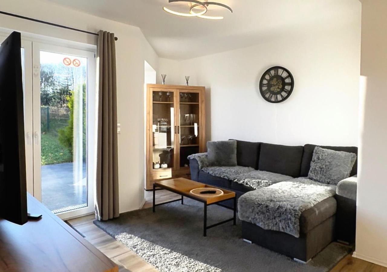 Greenhouse Living Apartment Nivis Mit Garten - 4 Minuten Nach Winterberg - Wandern, Mountainbike Fahren - Natur Geniessen Medebach Extérieur photo